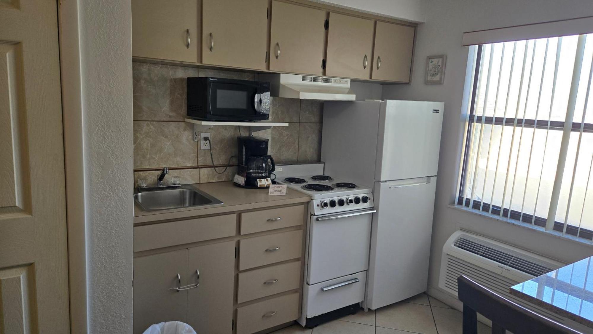 Merida Inn & Suites St. Augustine Δωμάτιο φωτογραφία